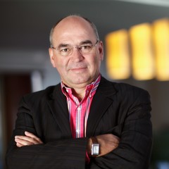 michel-dehors